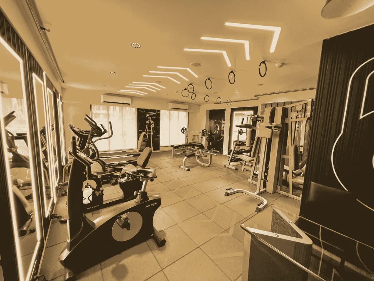 Varsity: Best Coliving PG in Santacruz West, Mumbai is a coliving PG in Juhu / Santacruz, offering 221 beds across 38 Apartments apartments with rooms starting at Rs. 48,000/month.